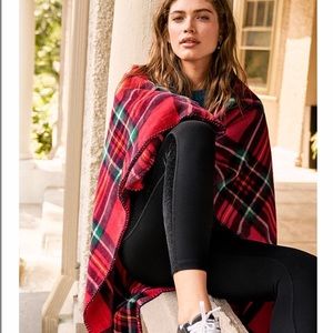 Victoria’s Secret Cosy Blanket